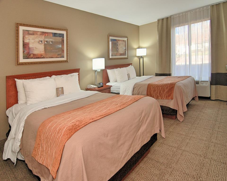 Comfort Near Six Flags St Louis 2*