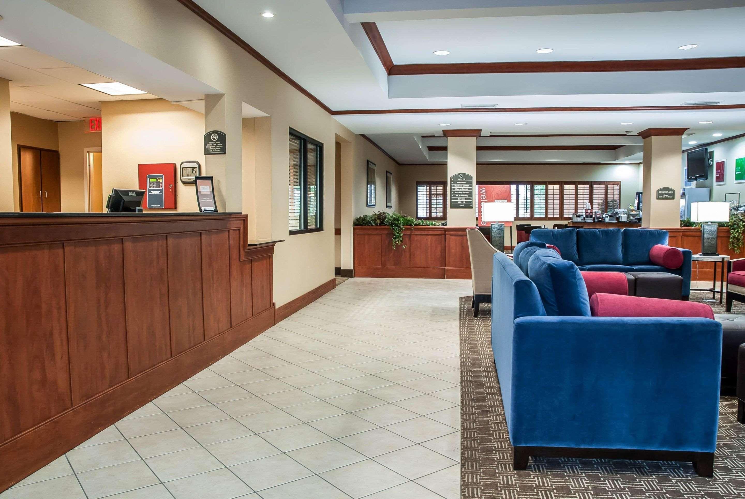 Comfort Near Six Flags St Louis Inn 2*