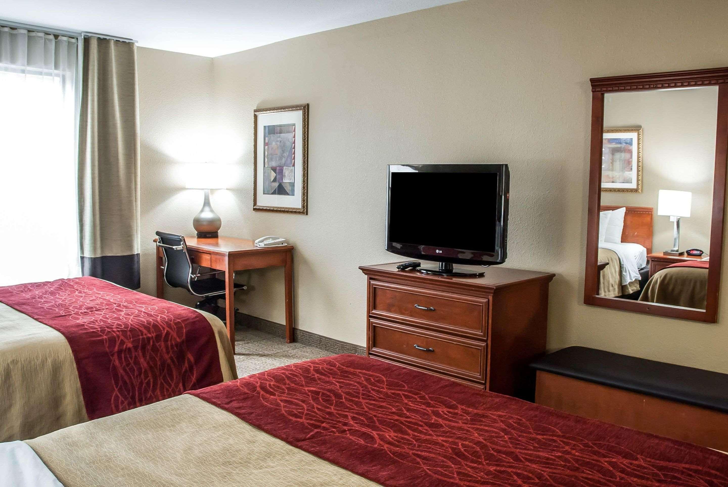 Comfort Near Six Flags St Louis Inn 2*