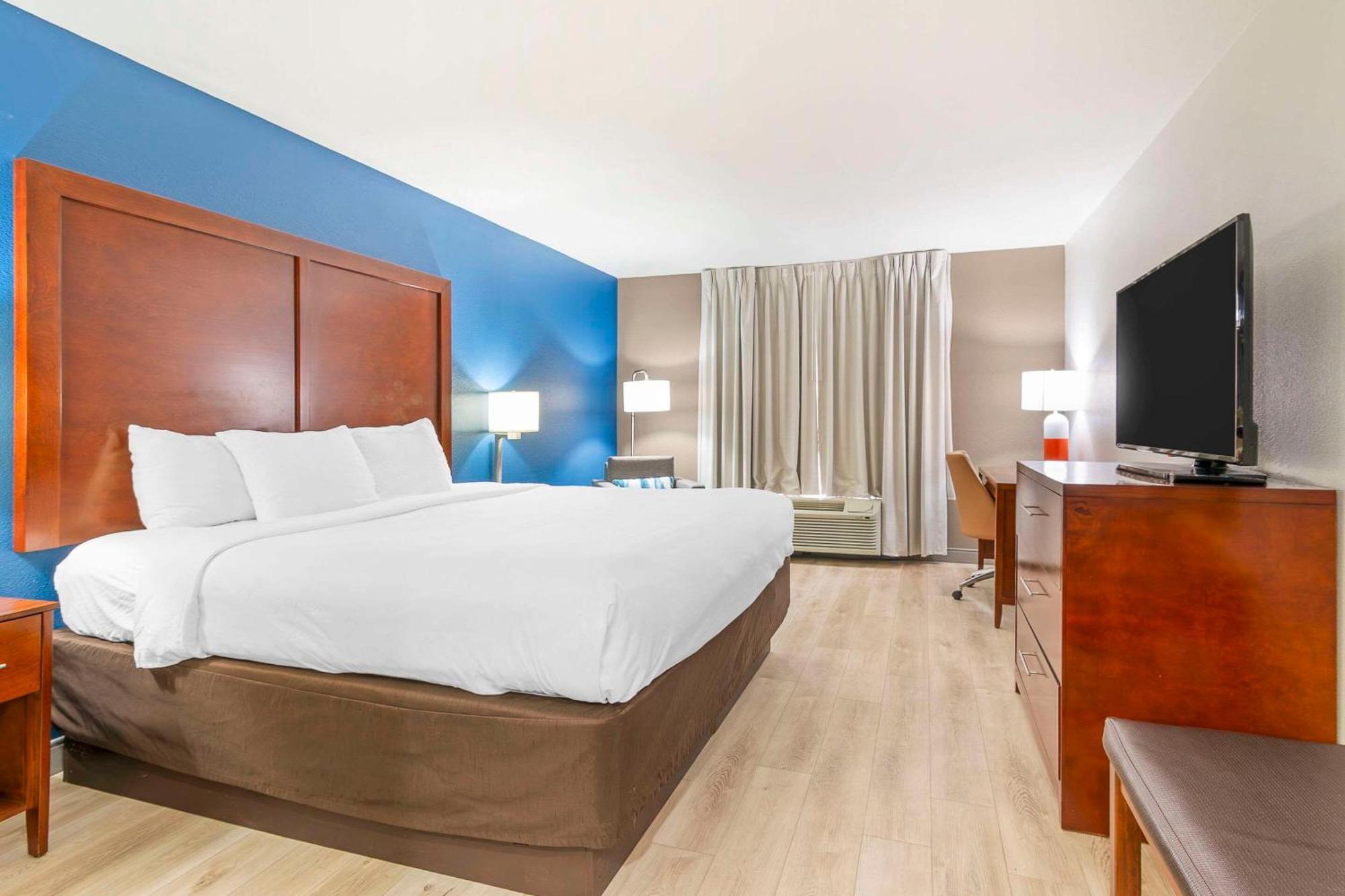 Inn Comfort Near Six Flags St Louis