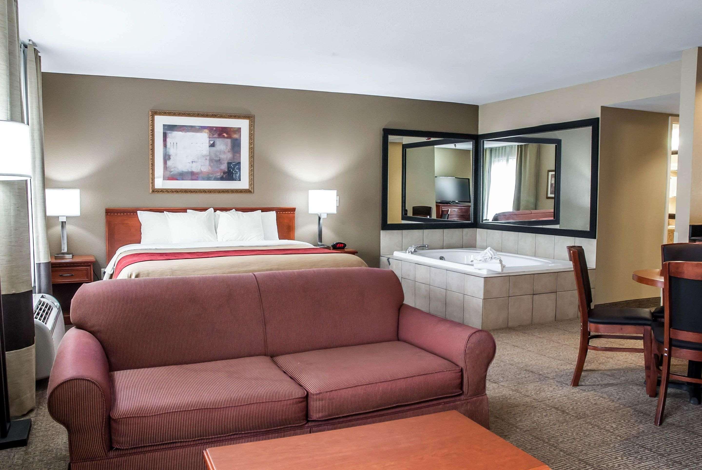 Inn Comfort Near Six Flags St Louis 2*
