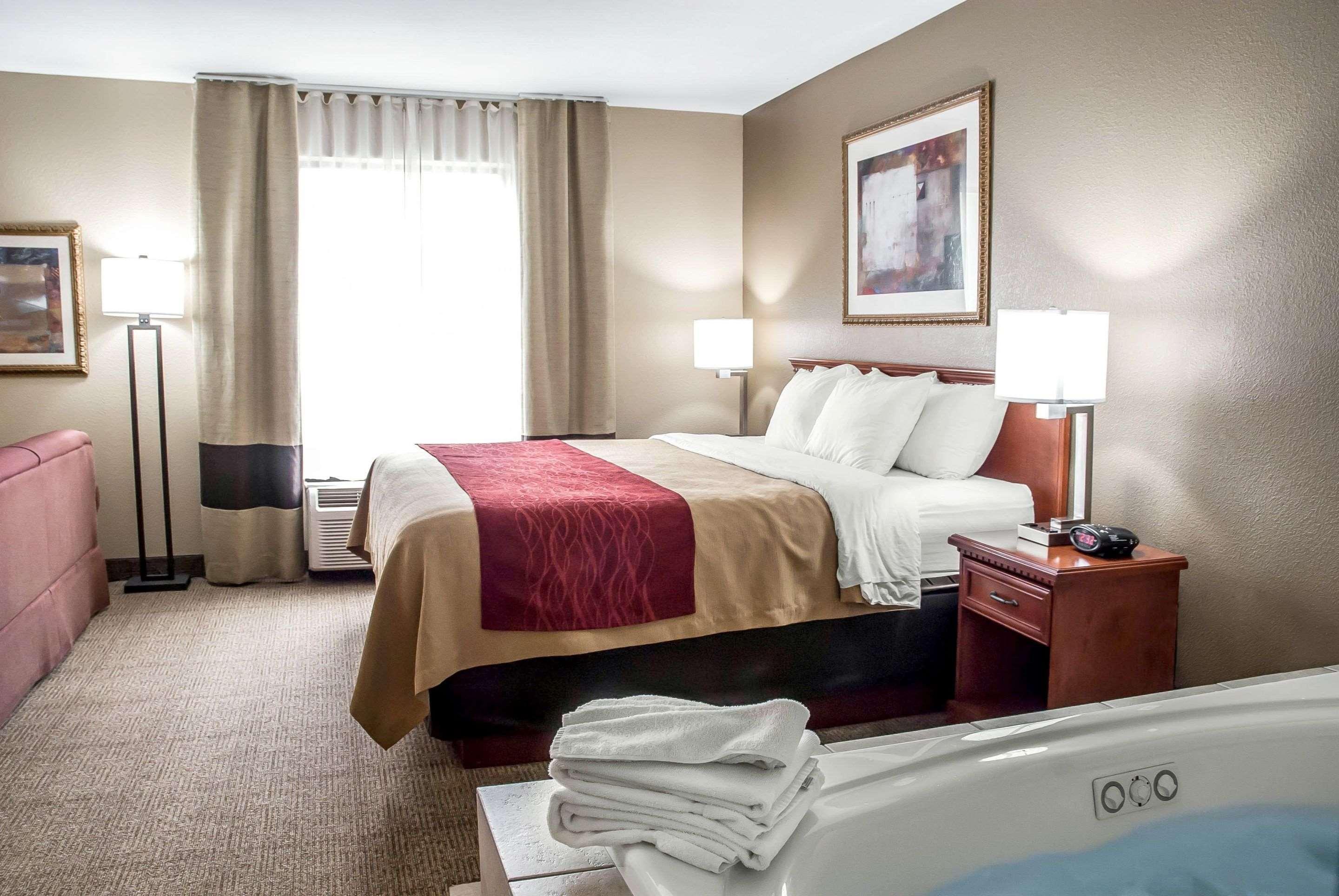 Inn Comfort Near Six Flags St Louis